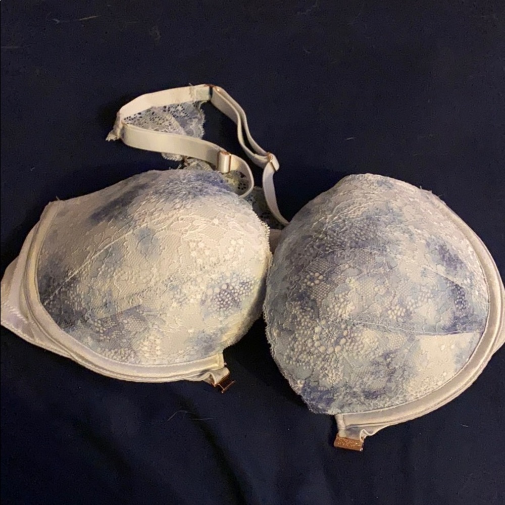 Razorback pink bra